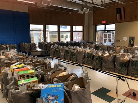 Town of Bedford Food Bank at John Glenn Middle School - The Bedford Citizen