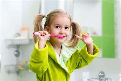 让孩子拥有一口好牙的“秘密”（附巴氏刷牙法）_早教启智_什么值得买