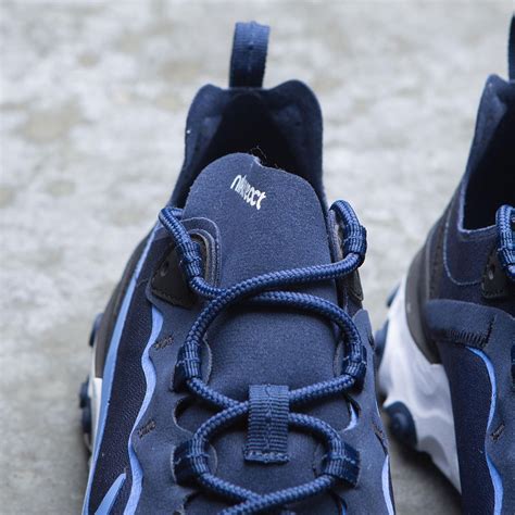 Nike race on sale element 55