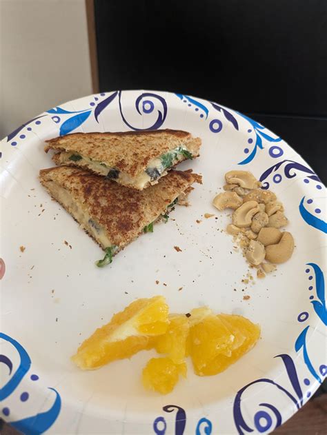 Grilled cheese w/ oranges & dill-pickle-cashews for lunch. : r/toddlerfood
