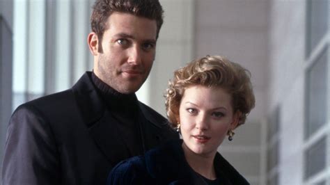 THE THIRTEENTH FLOOR. Hallucination or science fiction?