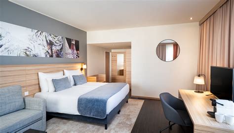 LEONARDO HOTEL VIENNA HAUPTBAHNHOF - Hotel Reviews, Photos, Rate ...
