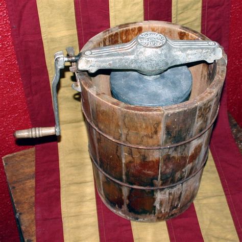 vintage ice cream maker | Ice cream maker, Vintage ice cream, Ice cream ...