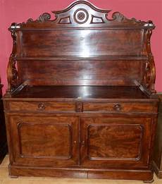 credenze con piattaia credenze e servants credenza con piattaia credenze con piattaia credenze e servants credenza con piattaia
