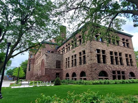 University of Minnesota - Acceptance Rate, Deadlines & Admission Info