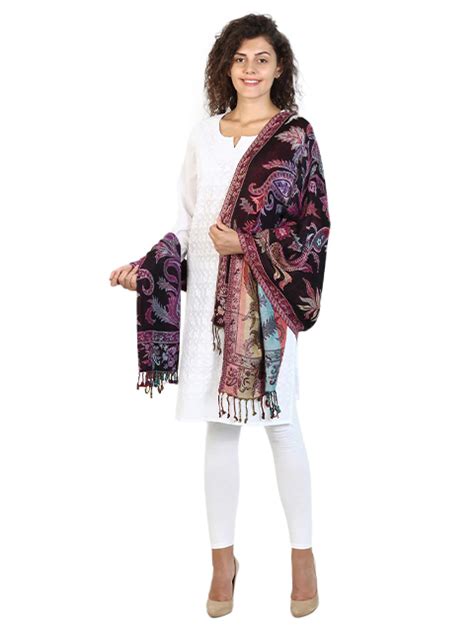 Knitted Shawl with Woven Motifs