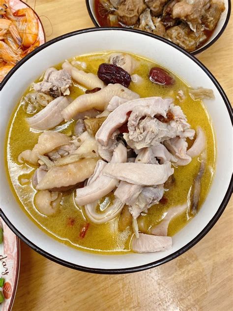 广东人一年四季都喜欢的猪肚鸡汤，好喝到没有朋友！ - 哔哩哔哩