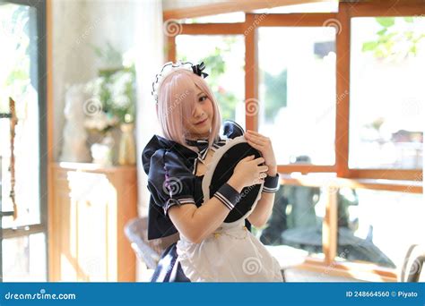 Maid’s Secret Service – Kawaii Japanese Maid Gets Double-Creamed by Master and His Big White Friend