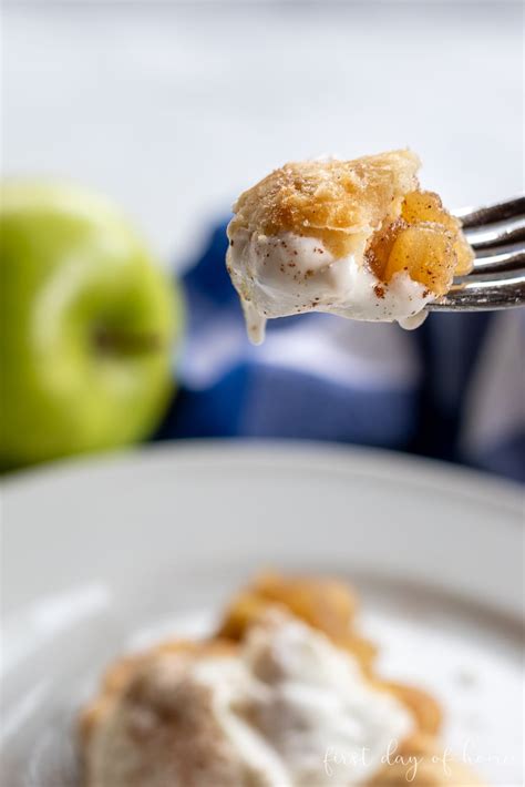 The Best Baked Apple Empanadas Recipe - Quick & Easy!