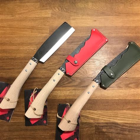 TEPPA テッパ / 焚火鉈 粟 レザーケース付【細薪割/枝打用 両刃 】 | sotosotodays