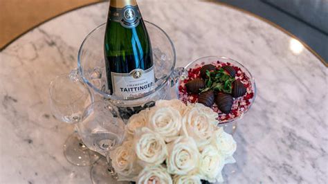 How to spend a Valentine Day in Philadelphia? | TimesTravel
