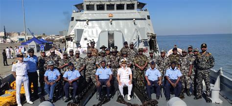 INS SUNAYNA ENTERS BEIRA, MOZAMBIQUE – Modern Shrines Publications