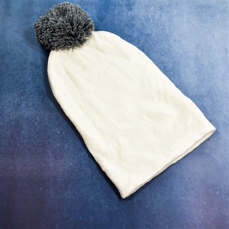 Stay Warm and Stylish with the Skull Slouchy Winter Woolen Fur Beanie ...