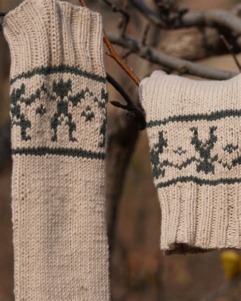People's Motif Knee Length Socks