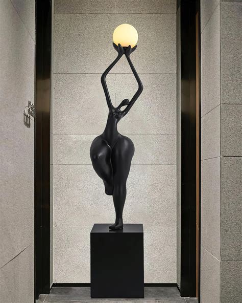 Rina Sculpture Floor Lamp - Docos