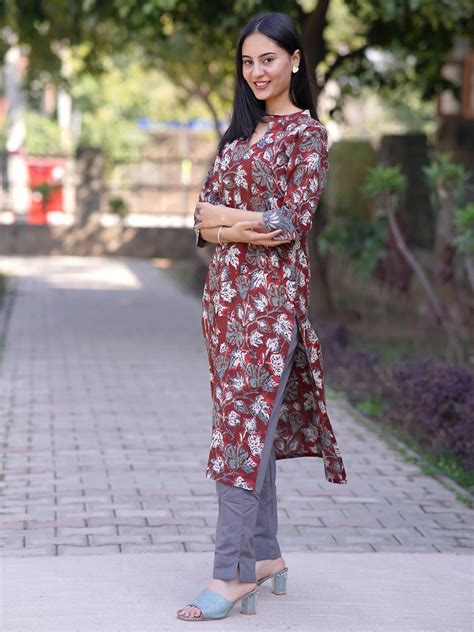 Maroon Leafy Block Printed Cotton Kurta – BaSaKa