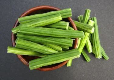 Drumstick (Sahjan): Benefits, Uses, Side Effects and More | PharmEasy