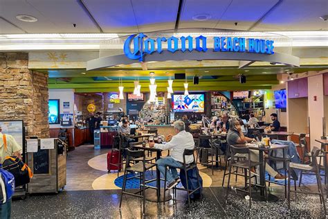 Credit cards that offer Priority Pass restaurant access - The Points Guy