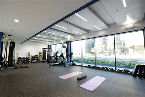 LED Lighting at the Gym 的图像结果