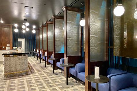 A guide to guest policies for airport lounges - The Points Guy