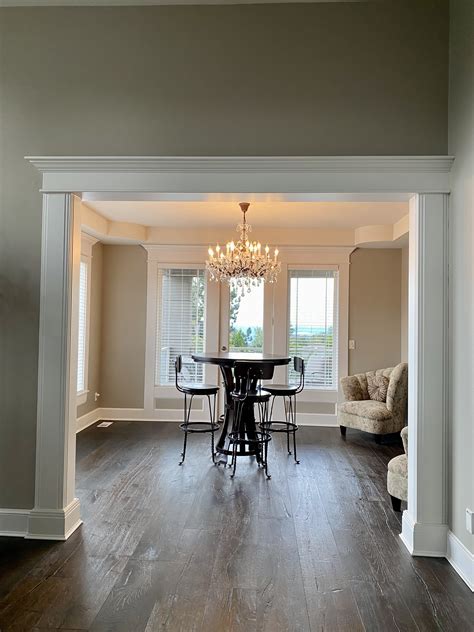 Crown Molding Ideas for Dining Room