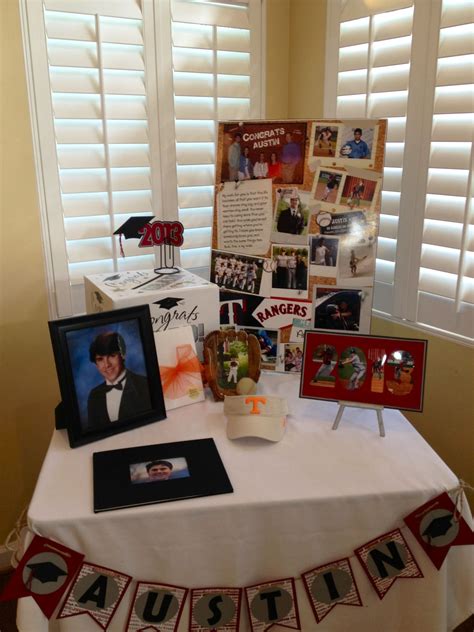 Graduation Display Table Ideas