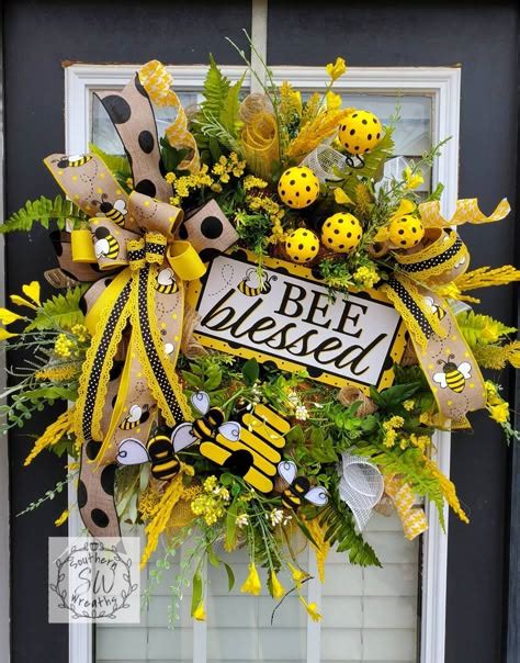 Image result for Angel Wing Wreath Tutorial