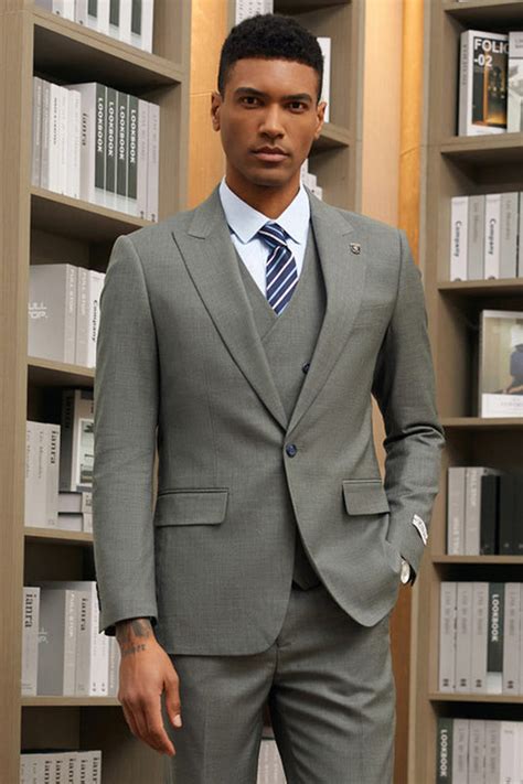 Modern Business Suit 的图像结果