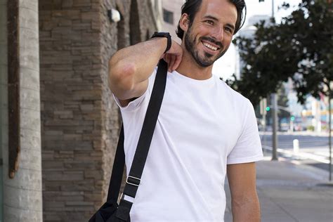 Hemp T-shirt: 8 Reasons to Give it a Try – Hemptique