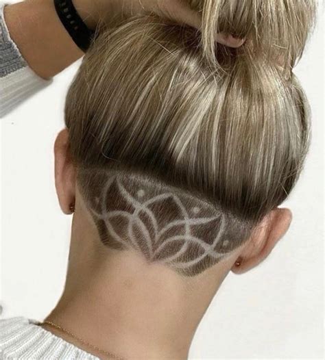 Pin by Georgene Hicks on Undercut styles | Undercut long hair, Undercut ...