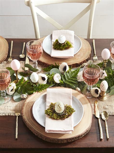 Spruce Up Your Dining Room Table for Spring: 10 Decorating Ideas to Try ...