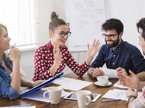 Autonomous Work Group 的图像结果