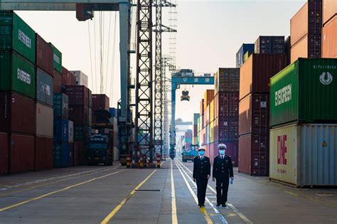 赞！2020年，宁波外贸接近万亿大关，跨境电商网购保税进口占全国四分之一！_促进中心