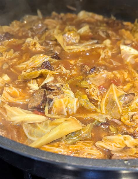 Mum’s Cabbage Stew Recipe – Laxano Me Kreas - Anne's Appetite