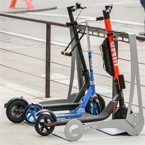 EVsROAD - Electric Vehicles Road - News, Reviews and Feature