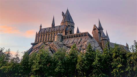 Panduan Perjalanan Terbaik ke Universal Studios Jepun: Tarikan yang ...