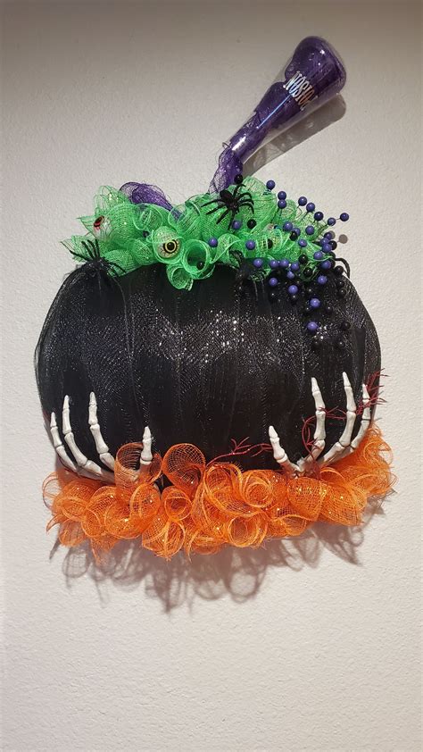 Easy holoween wreath decor frugal living tips – Artofit