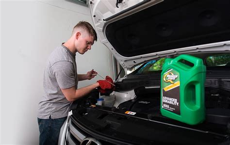 Save On Your Next DIY Oil Change Using Quaker State | Quaker State