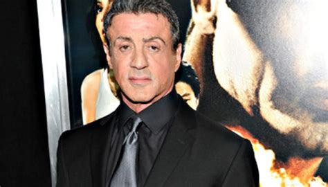 Sylvester Stallone`s `Cliffhanger` to be remade | Movies News | Zee News