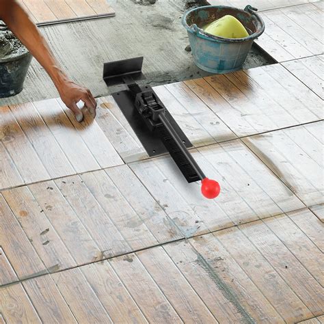 Snapklik.com : Flooring Jack, Professional Ratcheting Hardwood Floor ...