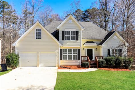 142 Oak Ridge Court, Douglasville, GA 30134