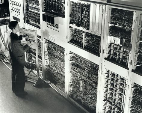 First Computer to Sing 的图像结果