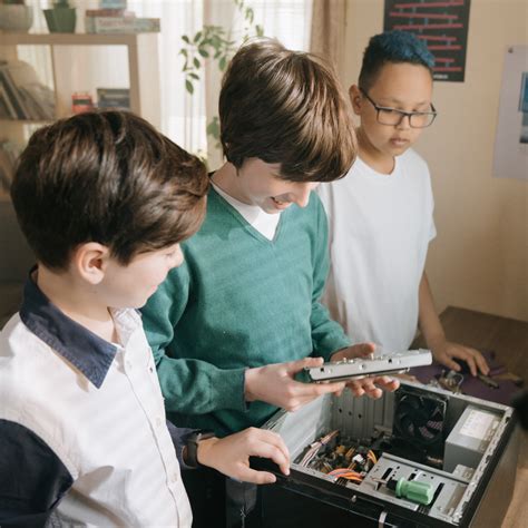 Inside Your Computer TED-Ed 的图像结果