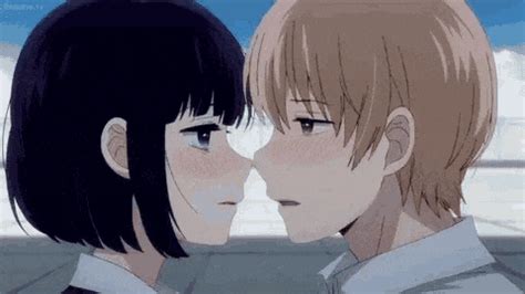 Anime Kiss GIFs - AniYuki - Anime Portal