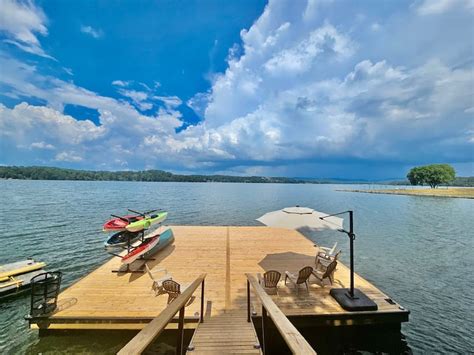 Spacious Lakefront Cabin- Dock, Hot Tub & Kayaks - Cabins for Rent in ...