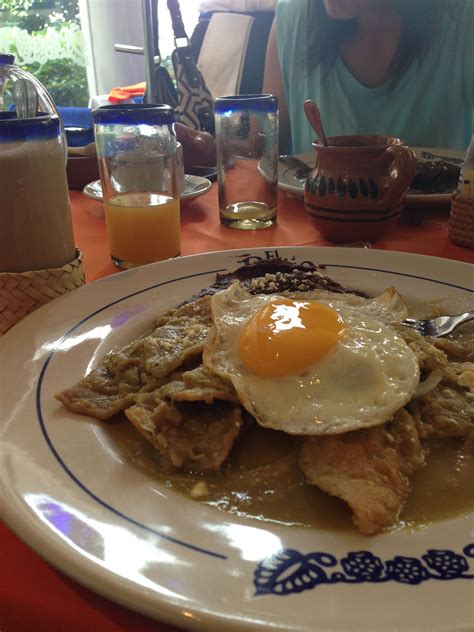 Huevo Estrellado - A Simple Morning Delight