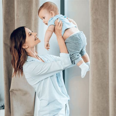 10 Myths about Raising Bilingual Children - Llamitas Spanish.com