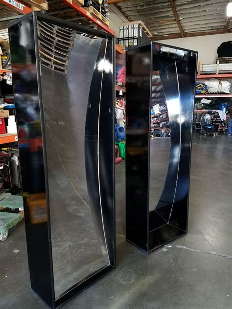 Fun Mirrors 的图像结果