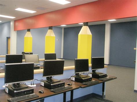 Behlau Elementary School - KNRG Architecture