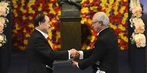2012年10月11日，中国作家莫言获得诺贝尔文学奖。-天津瀚海企业管理集团有限公司